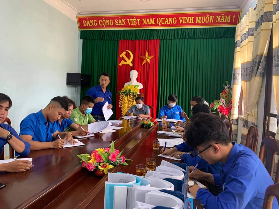 Đoàn kiểm tra và làm việc tại xã Lâm Đớt